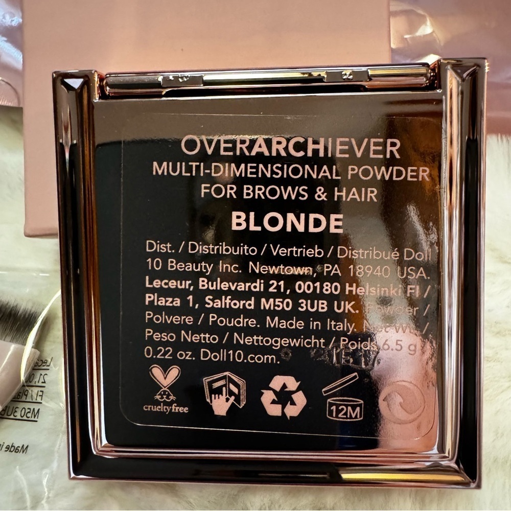 DOLL 10 Overarchiever BLONDE
Multi-Dimentional Volume Pwdr for Brows & Hair NEW - Picture 5 of 14